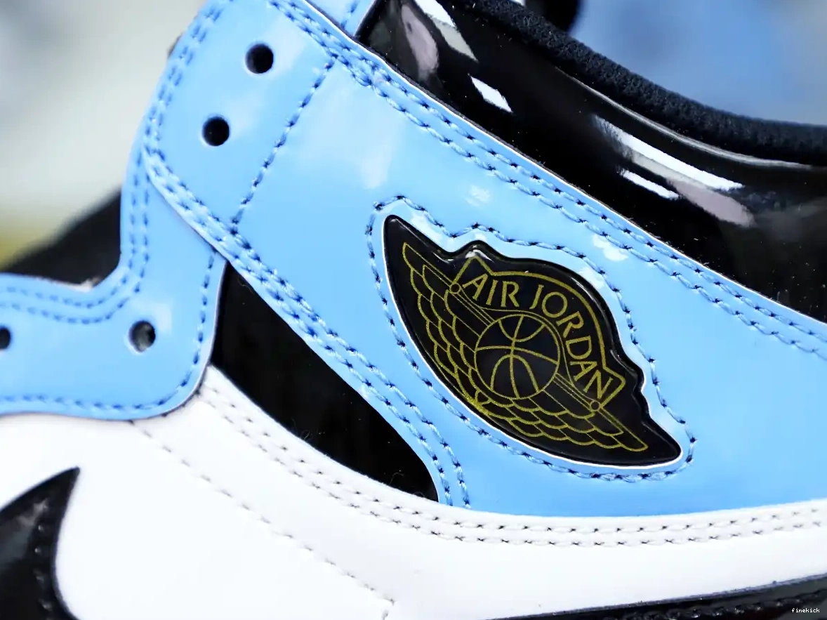 HIGH JORDAN OG AIR RETRO 1 'FEARLESS' 0324